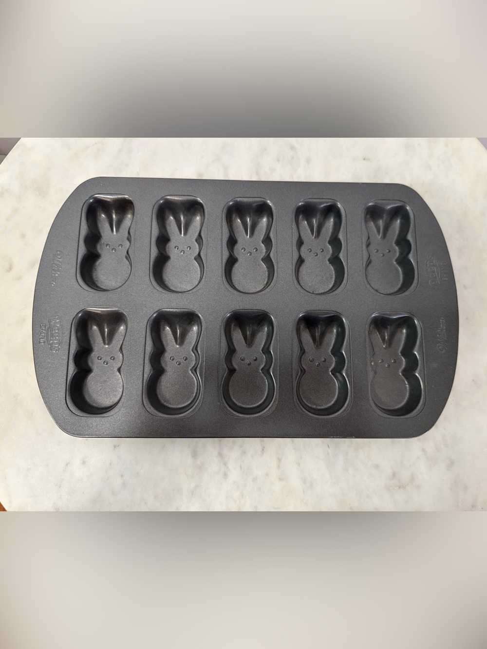 Wilton Peeps Bunny Cake Pan 10 Cavity Non-Stick Steel Easter Baking Mold Grey